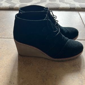 Toms booties